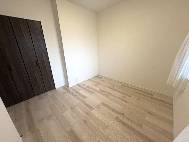 コスモ戸田パークスクエアの洋室