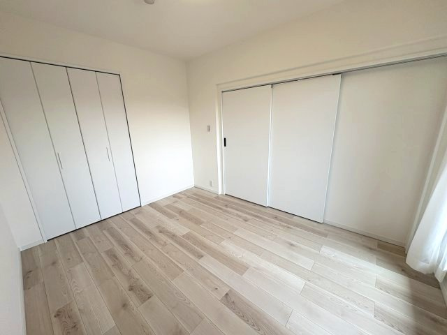コスモ戸田パークスクエアの洋室