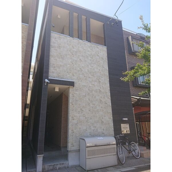 Villa Clelia　名古屋市賃貸　仲介手数料無料のエントランス