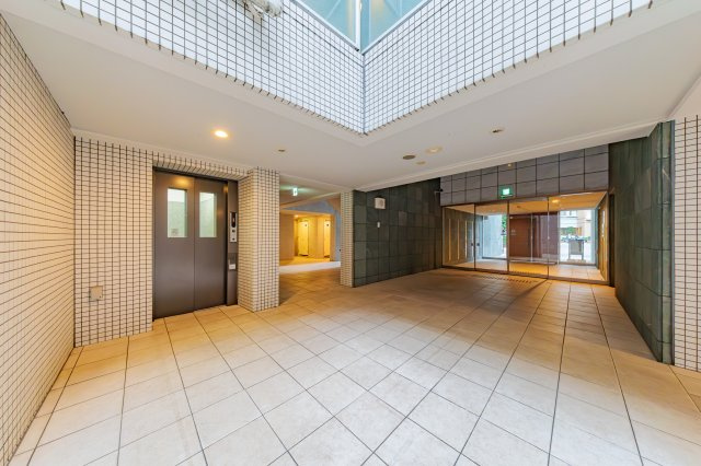 【エントランス】 | プラウドジェム市ヶ谷