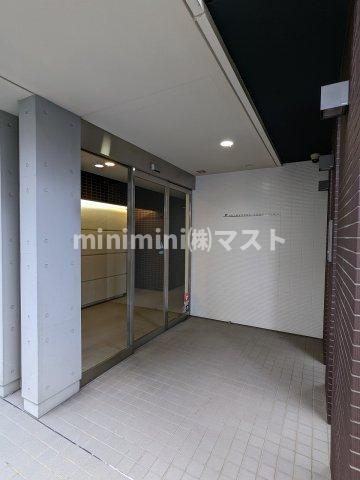 プリマベラ福島のエントランス