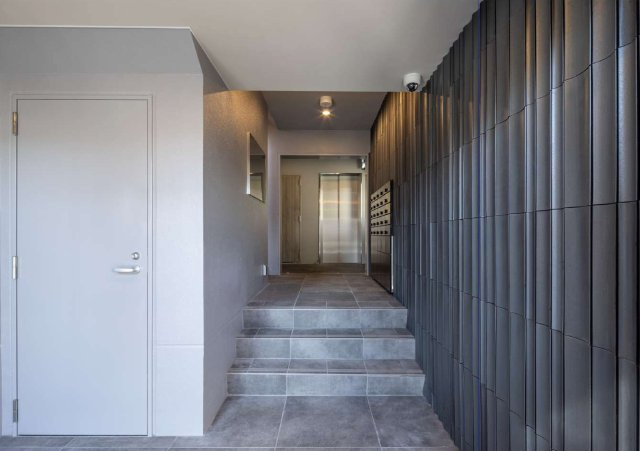 福岡市東区　新築1棟収益マンション　【OAK VILLA 松島 レジデンス】の玄関