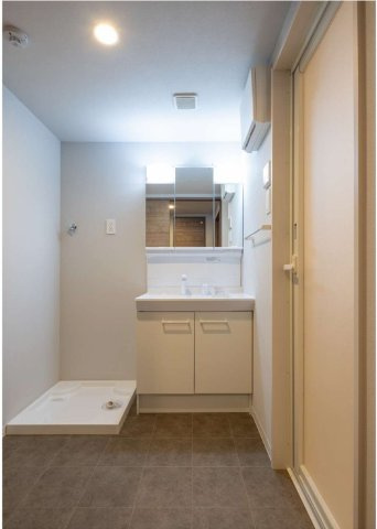福岡市東区　新築1棟収益マンション　【OAK VILLA 松島 レジデンス】の独立洗面台