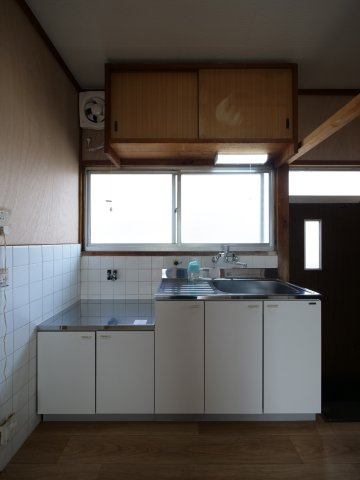 福富西槙野様貸家6号のキッチン
