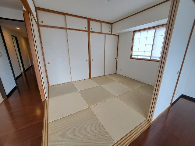 エレガンス甲子園の和室