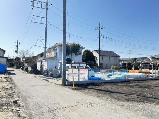 【LIGARE】塩谷郡高根沢町 第24期 全2棟の前面道路含む現地写真|〇建築中〇
角地の魅力を最大限に活かした好立地♪
陽当り・通風良好です！
※2026年3月撮影