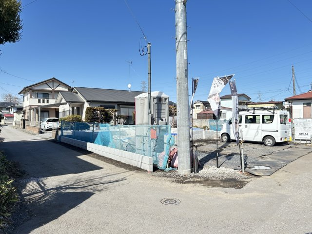 【LIGARE】塩谷郡高根沢町 第24期 全2棟の前面道路含む現地写真|〇建築中〇
周辺環境が充実しております。
道路の配置や道の広さ日当たりなど、ぜひ現地もご確認ください！
弊社営業が同行してご案内も可能です☆
※2026年3月撮影