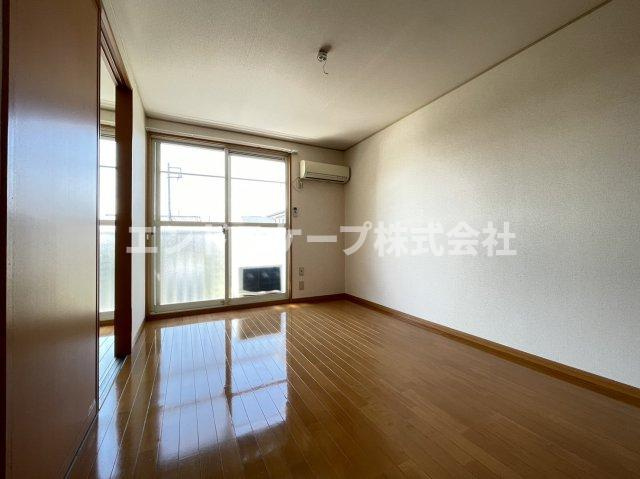 ファミールハイツⅠの居間・リビング|高崎、前橋エリアのお部屋探しはエンドスケープまで！お客様の理想お聞かせ下さい♪