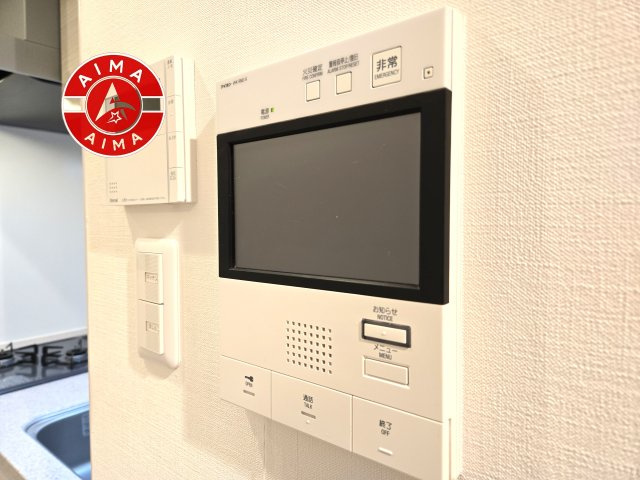 オープンレジデンシア高宮アベニュー201のセキュリティ|玄関先で訪問者を確認できるため、防犯面でも安心です。