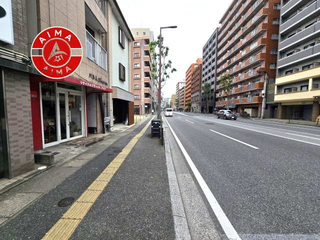 オープンレジデンシア高宮アベニュー201の現況写真|前面道路を含む現地写真です。