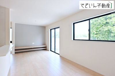 【居間・リビング】 | Livele Garden.S久喜市鷲宮駅Ⅲ(久喜市栄1丁目)　新築住宅 | ≪2号棟≫
現地(2026年6月撮影)