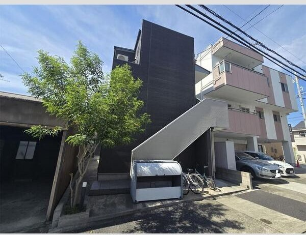 青空と光のルーチェ(旧Casa上坂)の外観