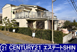 【外観】 | ■専任物件■茨木市山手台３丁目　中古テラスハウス | ■茨木市山手台三丁目 テラスハウス ■全面改装済みで内覧可能です■南北両面道路（約8.2m×約5.2m）につき陽当たり通風良好
■土地面積/約39.77坪■3LDK■全面改装にて綺麗なお住まいです！
