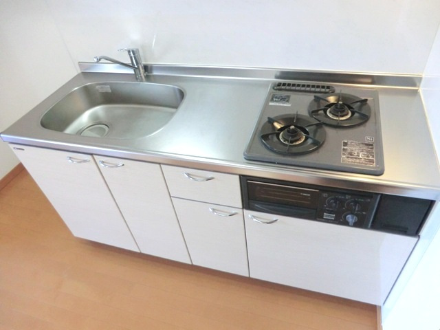 ソレイユ・駒場のキッチン|★２口ガスビルトインコンロ・グリル付き・都市ガス仕様★
