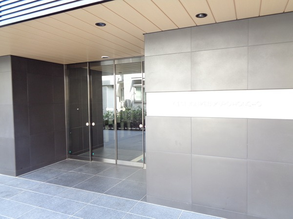 セジョリ池袋本町のエントランス|ゆとりのあるエントランスです