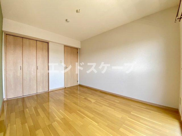 フィオーレの洋室|高崎、前橋エリアのお部屋探しはエンドスケープまで！お客様の理想お聞かせ下さい♪