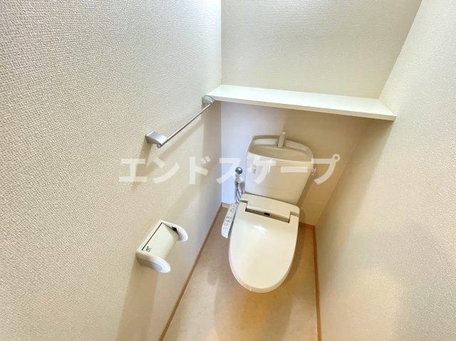 フィオーレのトイレ|高崎、前橋エリアのお部屋探しはエンドスケープまで！お客様の理想お聞かせ下さい♪