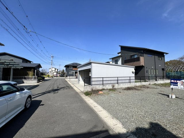 豊原下町土地の前面道路含む現地写真
