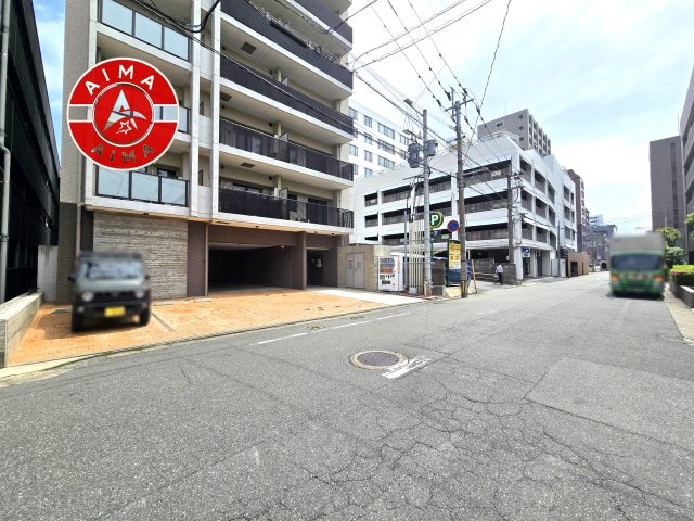 グランフォーレラグゼ博多駅南の現況写真|前面道路を含む現地写真です。
