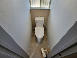 【トイレ】 | 中央市西花輪 内外装一新 中古戸建 角地 駅歩く10分 車2 | トイレも新品交換済み