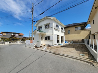 【外観】 | 中央市西花輪 内外装一新 中古戸建 角地 駅歩く10分 車2 | 中央市西花輪 内外装一新 中古戸建 角地 駅歩く10分