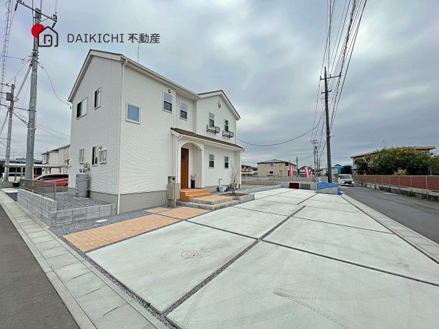 【前面道路含む現地写真】 | 加須市馬内　中古戸建　