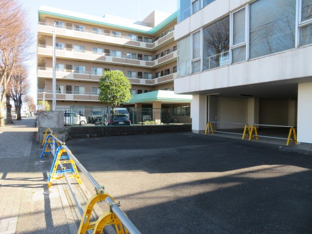 相模原市中央区富士見１丁目のビル