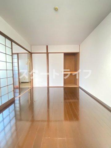 大阪市淀川区新高４丁目の賃貸マンションの寝室