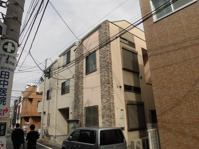 北区上中里３丁目のアパートの外観