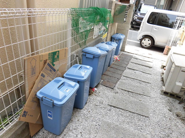 北区上中里３丁目のアパートのその他共用部分|敷地内ゴミ捨て場。