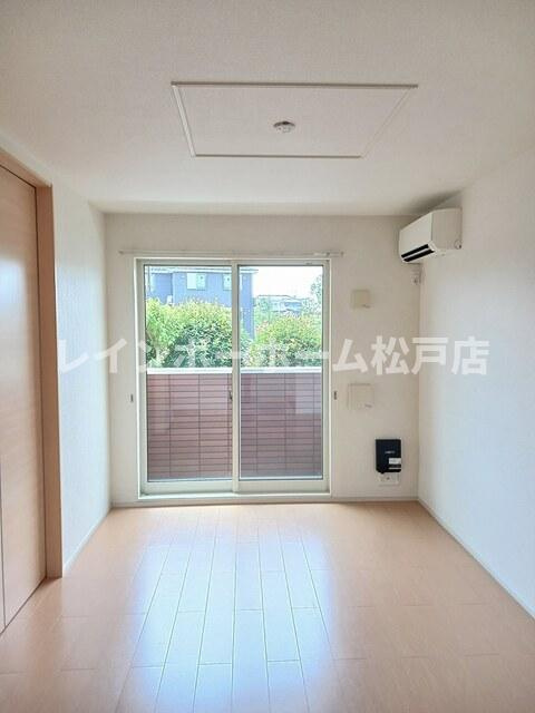 【仲介手数料：50％OFF】対象物件！の居間・リビング|ゆったりとしたリビングです