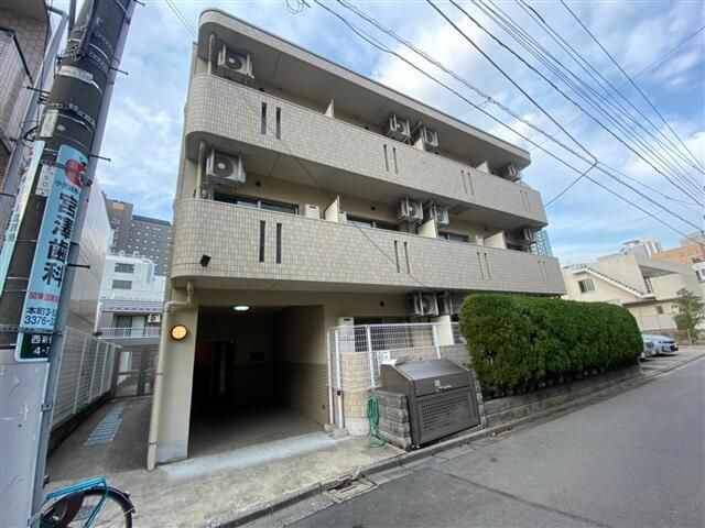 レヴィールシティ西新宿