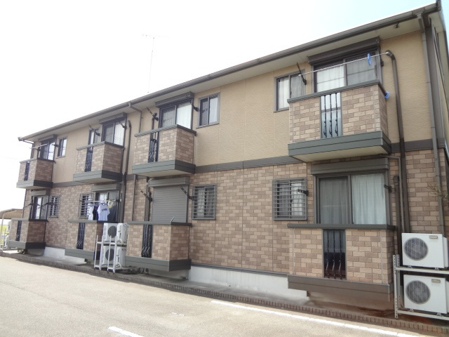 エトワールの外観