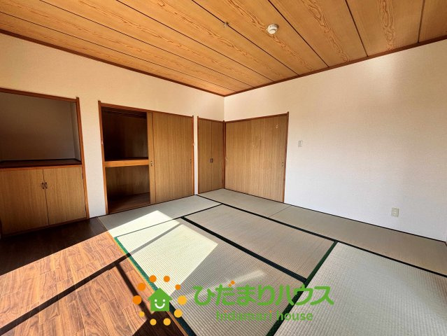 加須市小野袋　中古一戸建ての収納