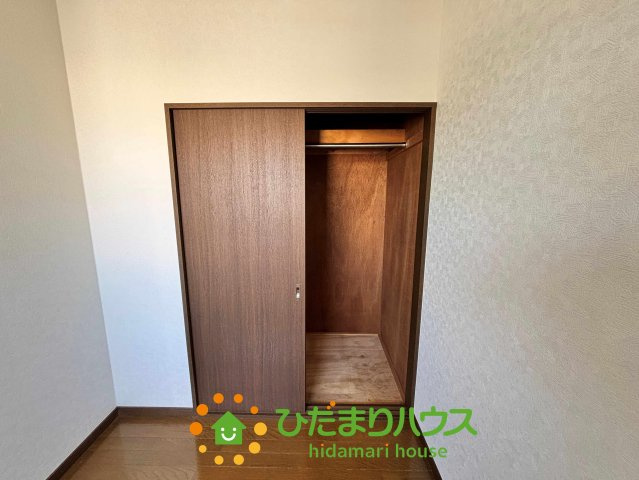 加須市小野袋　中古一戸建ての収納