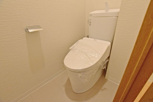 パレスエクセル新伊丹のトイレ|温水洗浄便座付きで快適にご利用いただけます◎