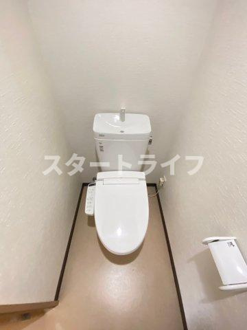 大阪市淀川区新高２丁目の賃貸マンションのトイレ