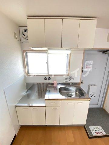 大阪市淀川区新高２丁目の賃貸マンションのキッチン