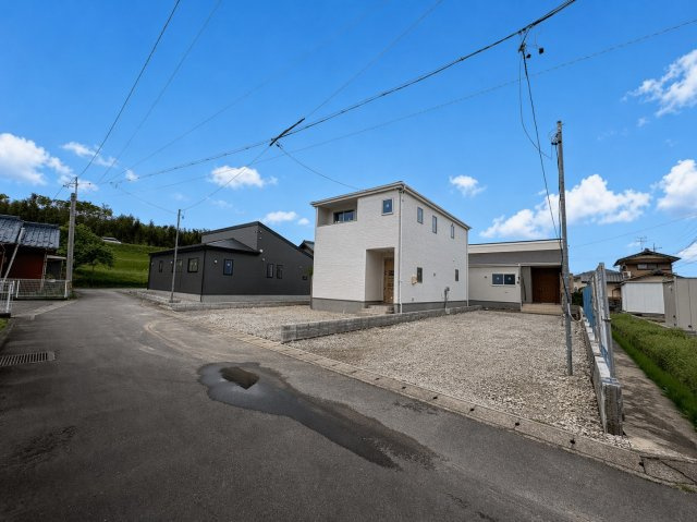 【商談中】リーブルガーデン　羽島郡笠松町米野　全3区画分譲の外観|「現地（2026年4月25日）撮影」　
■全体写真　
■ヤマダ不動産　株式会社リライフ　