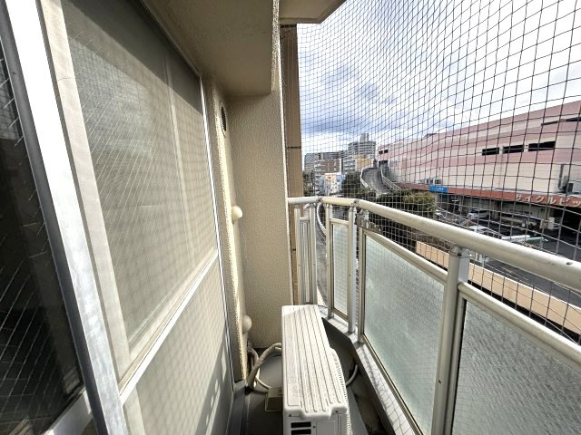 甲南クローバーハウスのバルコニー