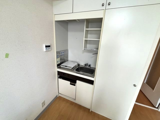 甲南クローバーハウスのキッチン