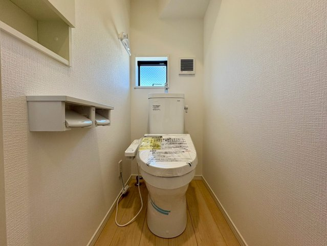 高知市中須賀町第1　1号棟新築戸建ての完成予想図|すっきりとした窓配置で“品のある住まい”を演出します。