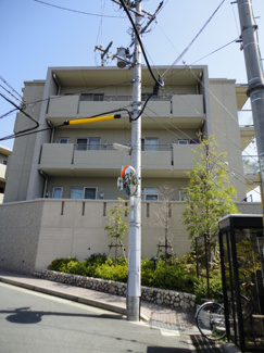 【外観】 | フォルム雲雀丘花屋敷　1階
