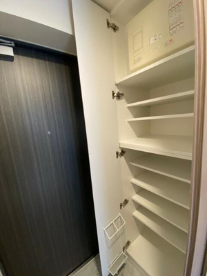 【玄関】 | Log練馬駅前