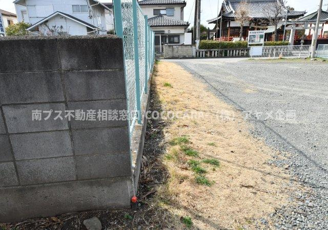 甲府市青沼３丁目の売地のその他|西側敷地南側境界部分（東より撮影）