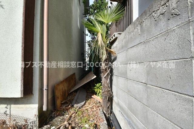 甲府市青沼３丁目の売地のその他|南側敷地の東側境界部分（南より撮影）