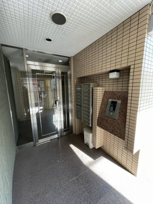 【エントランス】 | カーサ中田