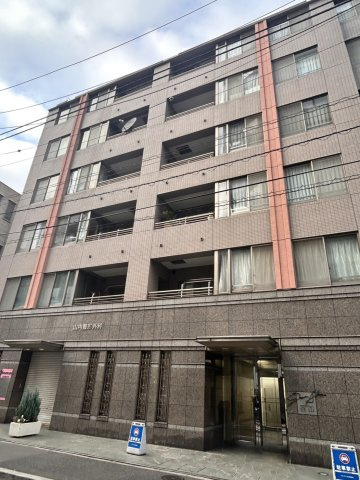 グランアルバ白山の外観
