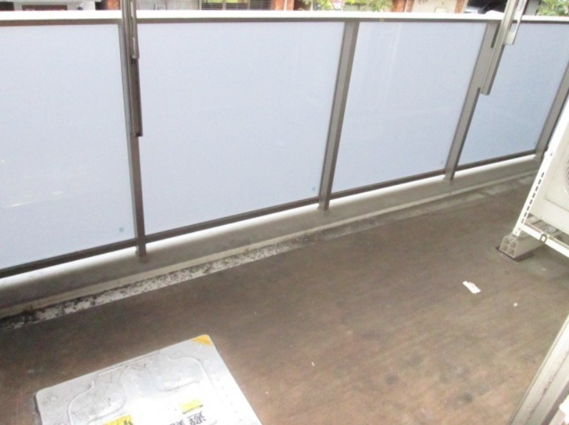 【バルコニー】