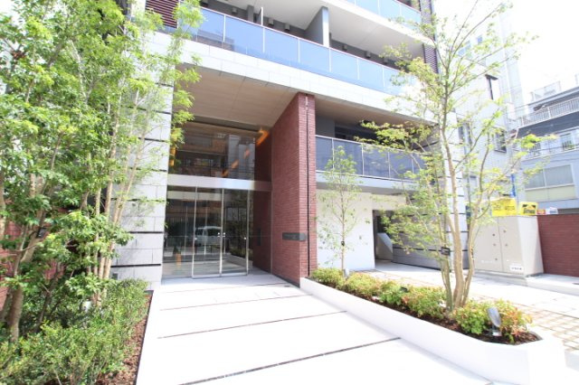 【エントランス】